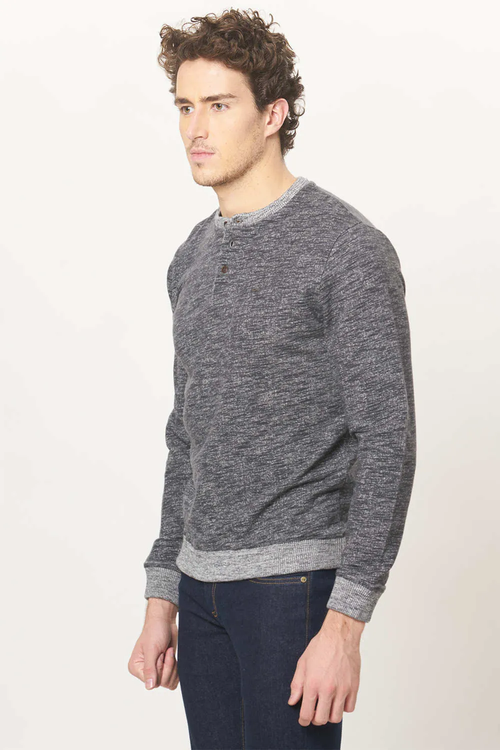 Muscle Fit Henley Pullover