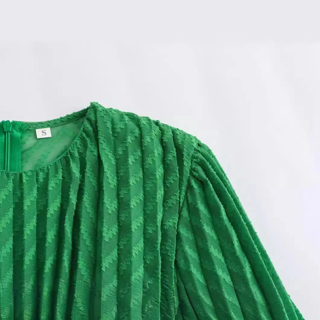 Pre Order:  Green Pleated Round Neck Long Sleeved A-Line Dress