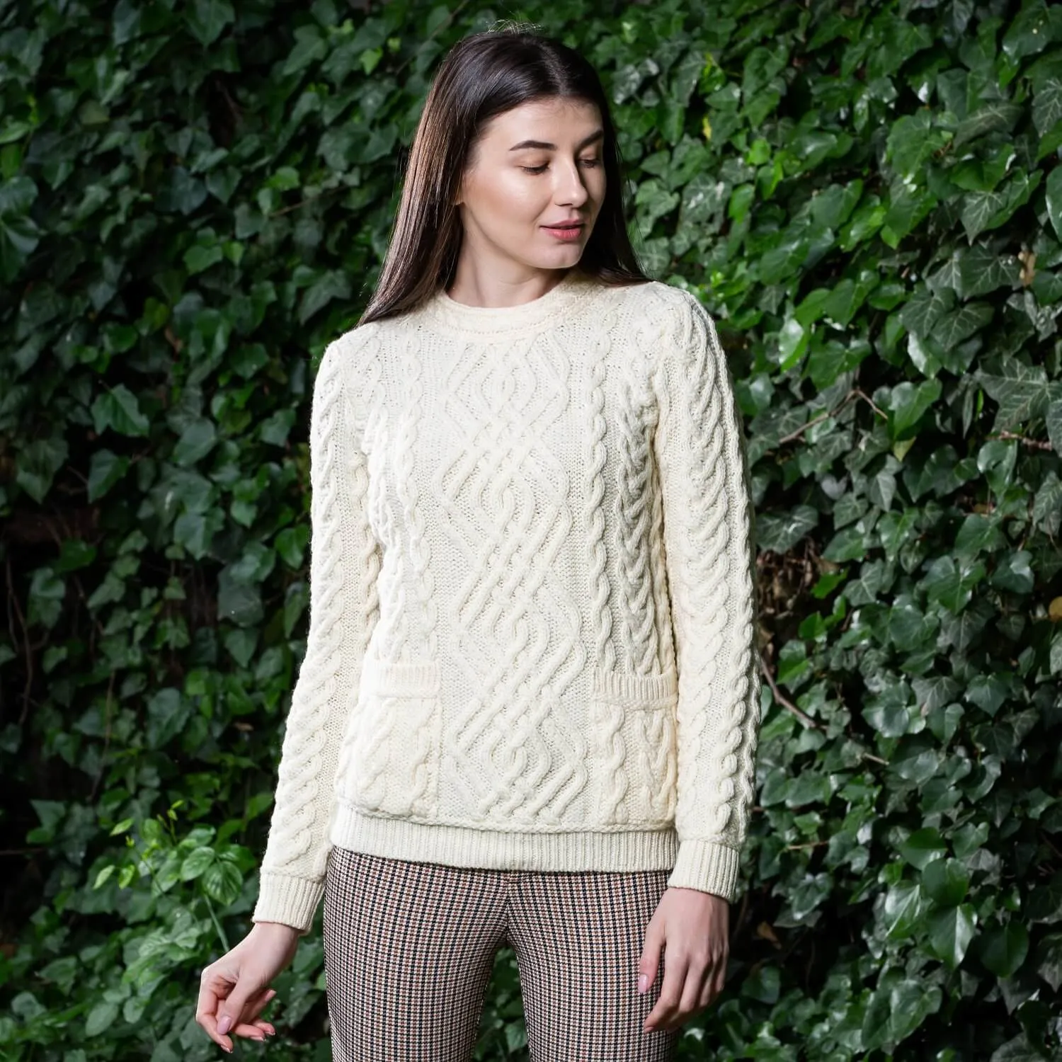 Women Crew Neck Irish Aran Sweater with Pockets