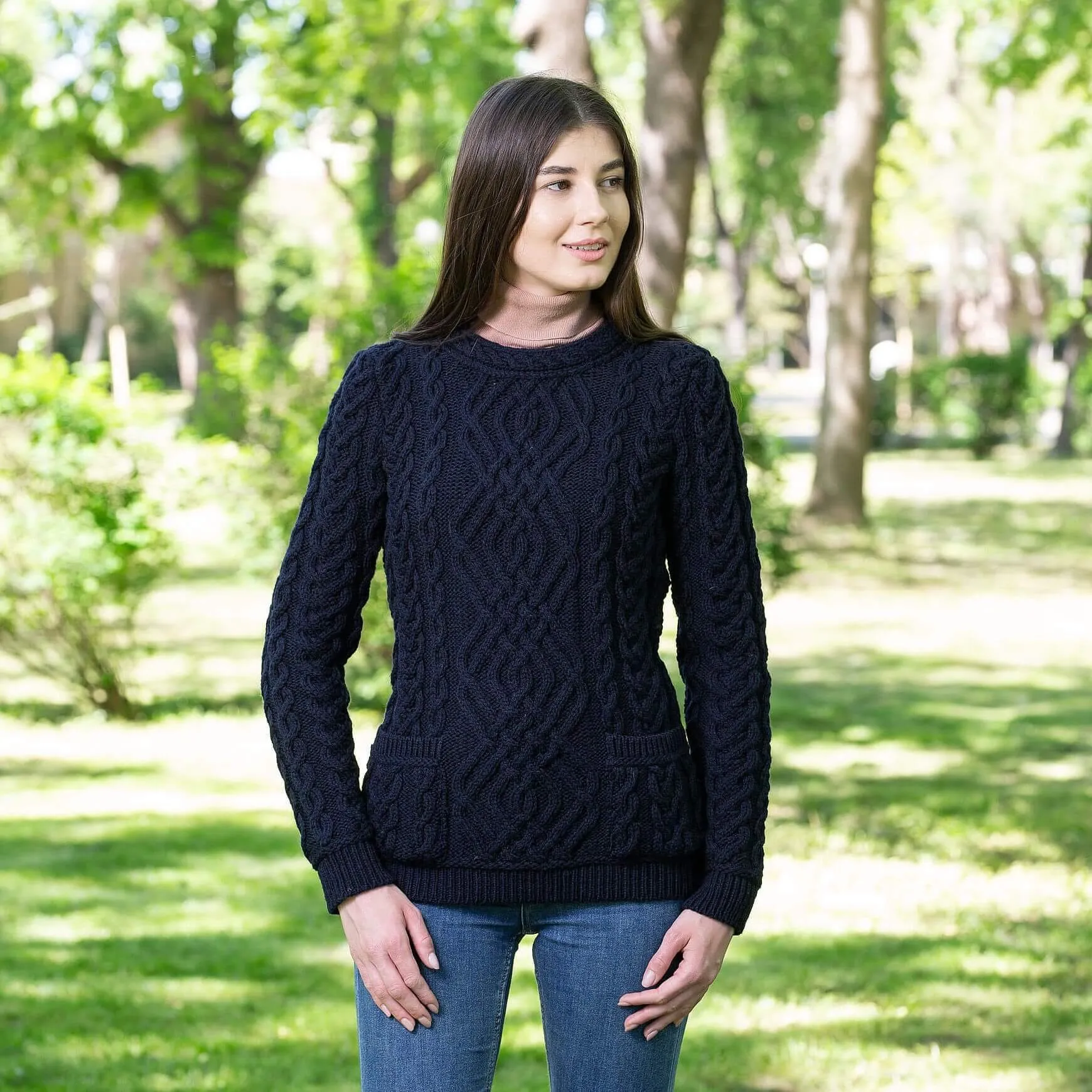 Women Crew Neck Irish Aran Sweater with Pockets