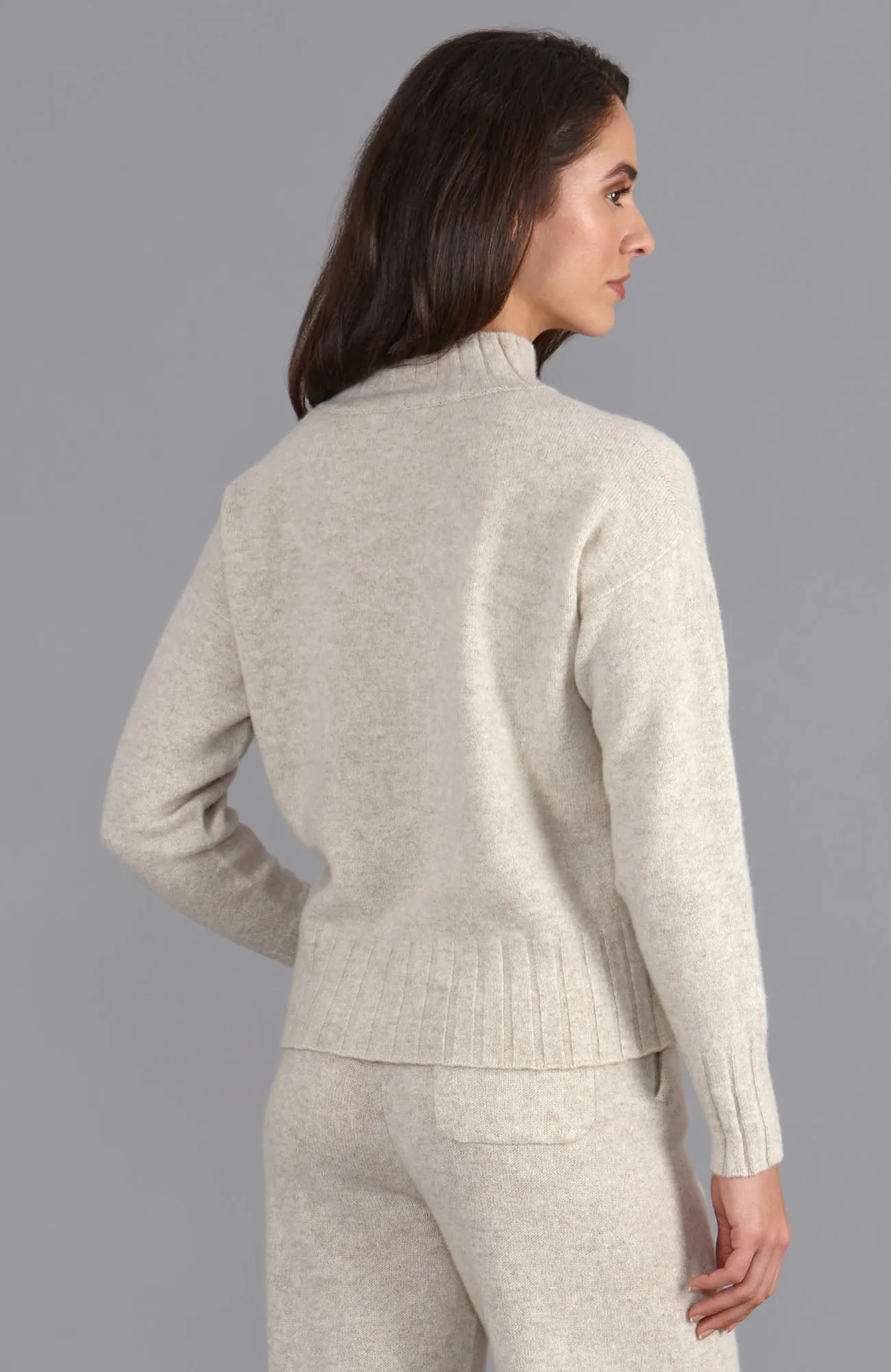 Womens Lambswool Grown On Neck Jumper